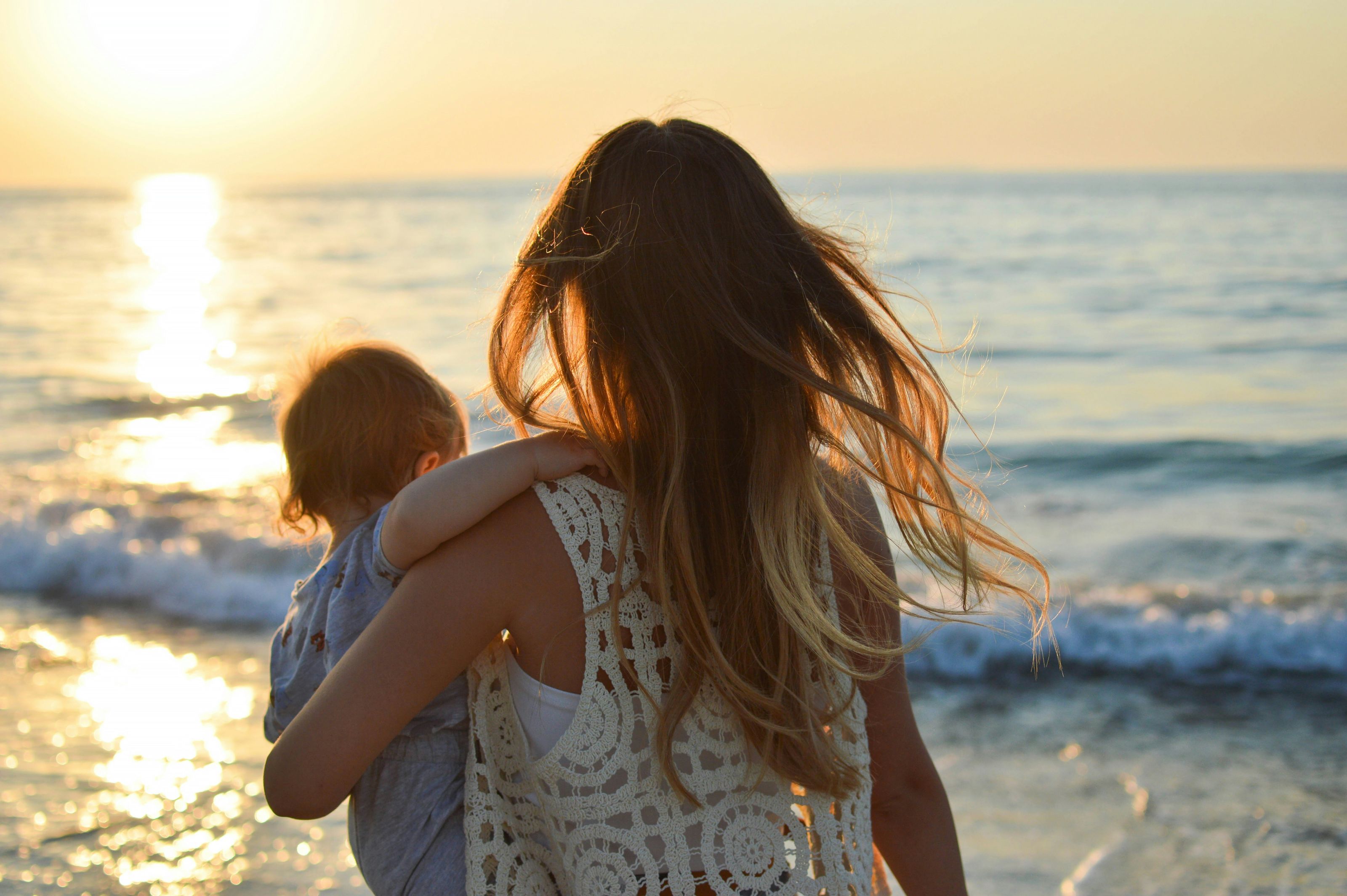 private-flight-travel-family-holiday